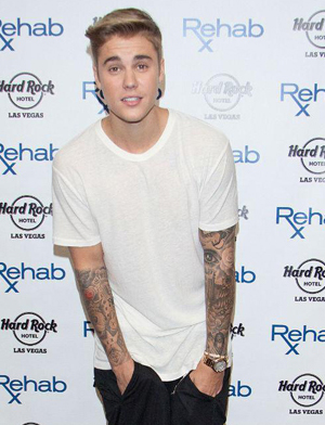 ジャスティン・ビーバー、パンツは使い捨て!?