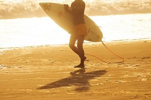 surfer1_mini.jpg