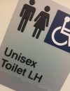 トランスジェンダーが抱える避難生活でのトイレ問題　性規範がマイノリティへの必要な支援を阻害する