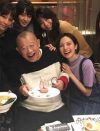 ベッキー、誕生日パーティー写真公開！　豪華な面々の中に上戸彩の姿も