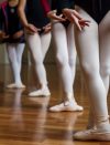 【モンペと呼ばないで！】バレエ教室で「娘だけ裸足練習」……これは指導なの、虐待なの？
