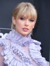 テイラー・スウィフト、歴代ゴシップ14選！　「浮気」「いじめ」「被害者ヅラ」「上から目線」