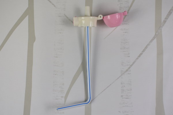 ダイソーの「ペットボトルキャップ ストロータイプ」ワンタッチでフタが開く！の画像4