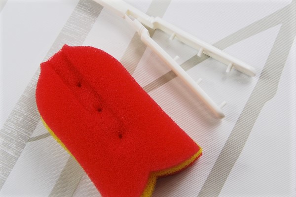 【100均ずぼらシュラン】セリア「のびのびボトル洗い」はマイボトル愛用者の強い味方のはずが、使い心地は……？の画像5