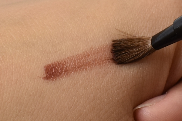 【100均ずぼらシュラン】ダイソー「リップブラシ －伸縮タイプ－」馬毛のブラシの使い心地は？の画像9