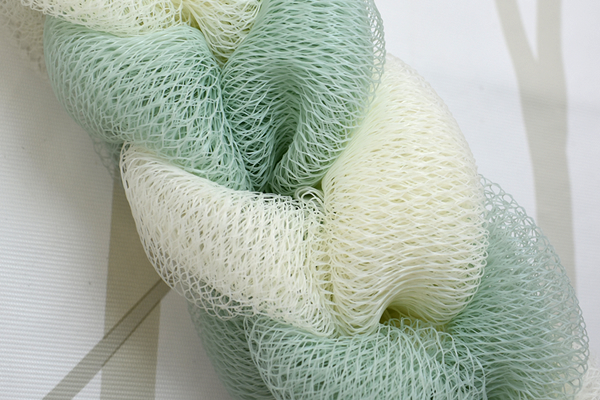 【100均ずぼらシュラン】セリア「のばしてラクラク背中洗い」伸縮性抜群でボディタオルより使える!?の画像3