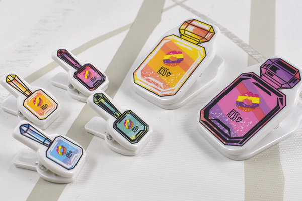 【100均ずぼらシュラン】ダイソー「モチーフクリップ（ネオンリップ）」フォトジェニックなコスメ文具でモチベUP！ の画像3