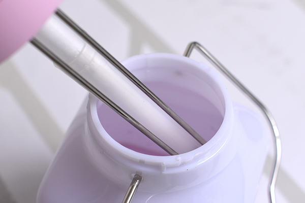 【100均ずぼらシュラン】ダイソー「ミニ加湿器（ミルク瓶型）」乾燥対策しながらロマンチックな気分に!?の画像5