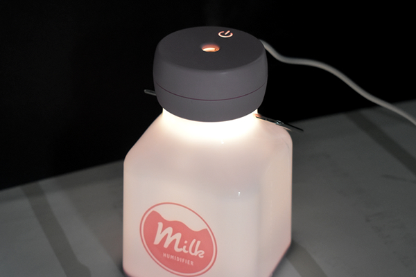 【100均ずぼらシュラン】ダイソー「ミニ加湿器（ミルク瓶型）」乾燥対策しながらロマンチックな気分に!?の画像7