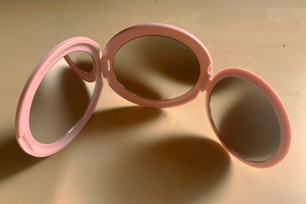 「VOCE」2月号付録　オリジナル三面ミラー展開