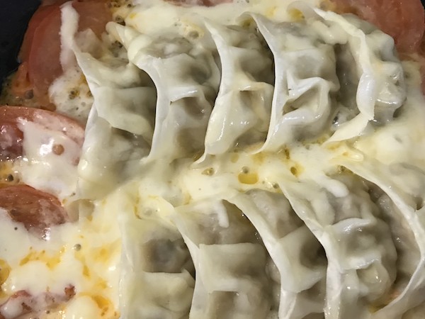 料理研究家・ぼく「トマチー餃子」、冷凍餃子のアレンジレシピがホントに簡単！の画像4