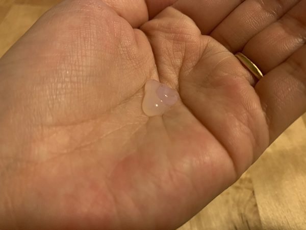 夜用ジェルマスク　中身