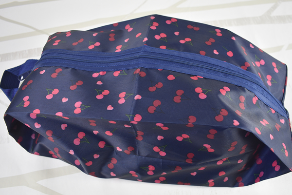 【100均ずぼらシュラン】ダイソー「旅行用靴バック」はコスパよく靴を持ち運べるの画像6