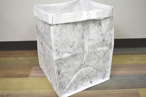 【100均ずぼらシュラン】ダイソー「ジョイントできるPP収納（大理石風）」資源ごみの分別にぴったり！の画像1