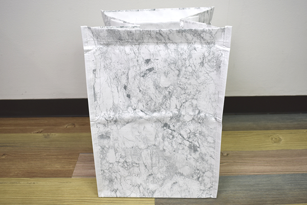 【100均ずぼらシュラン】ダイソー「ジョイントできるPP収納（大理石風）」資源ごみの分別にぴったり！の画像4