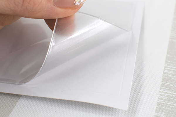 【100均ずぼらシュラン】ダイソー「貼れるコーナーポケット」でノートが思い出を保管するアルバムに！の画像3