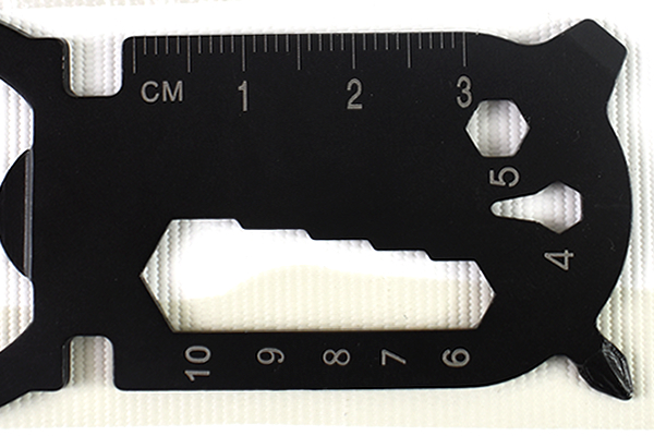 【100均ずぼらシュラン】ダイソー「マルチツール（キーホルダー型）」は手のひらサイズの工具箱!?の画像6