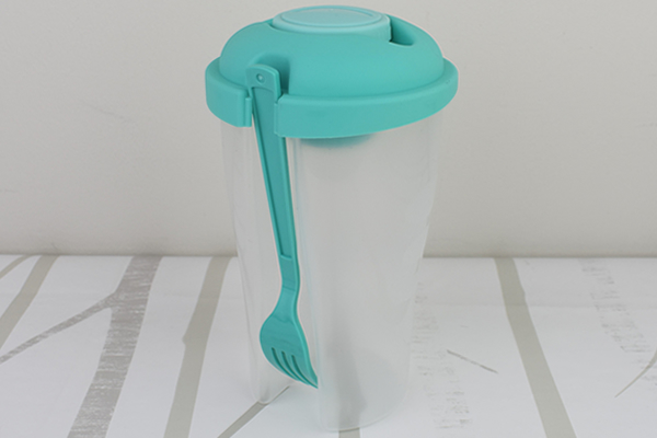  【100均ずぼらシュラン】ダイソー「サラダコンテナ」野菜がたっぷり入って持ち運びしやすい！の画像5