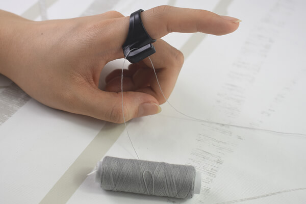 【100均ずぼらシュラン】ダイソー「糸切りリング」で裁縫での糸切りがストレスフリーに！の画像6