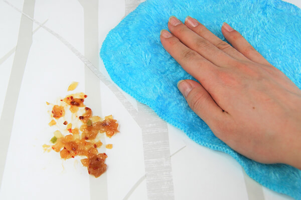 【100均ずぼらシュラン】ダイソー「水だけで油汚れがスッキリ！ マジッククロス」魔法みたいに汚れが落ちる!?の画像5