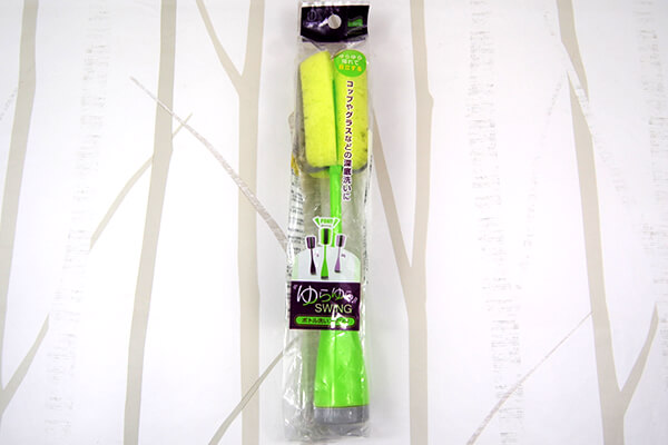 【100均ずぼらシュラン】セリア「ゆらゆらSWINGボトル洗いスポンジ」利便性とかわいさで洗い物が楽しくなる？の画像2