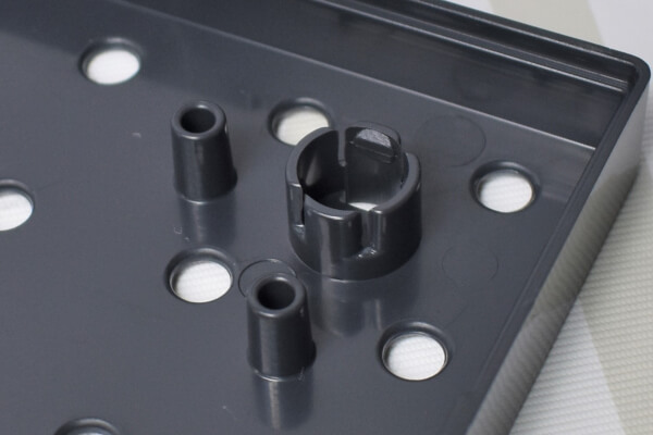 【100均ずぼらシュラン】ダイソー「カラーパンチングボード」パズルみたいに組み立てて整理できちゃう!?の画像3