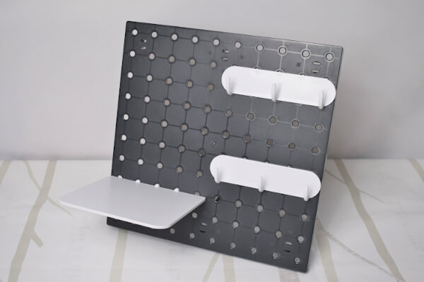 【100均ずぼらシュラン】ダイソー「カラーパンチングボード」パズルみたいに組み立てて整理できちゃう!?の画像5