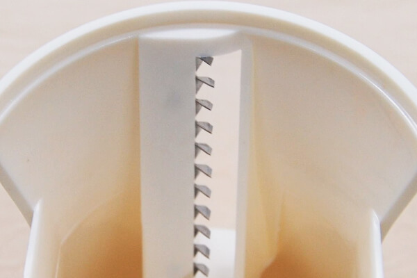 【100均ずぼらシュラン】ダイソー「3WAYスパイラルカッター」料理下手でも回すだけで美しく野菜をカットしてSNS映え!?の画像5