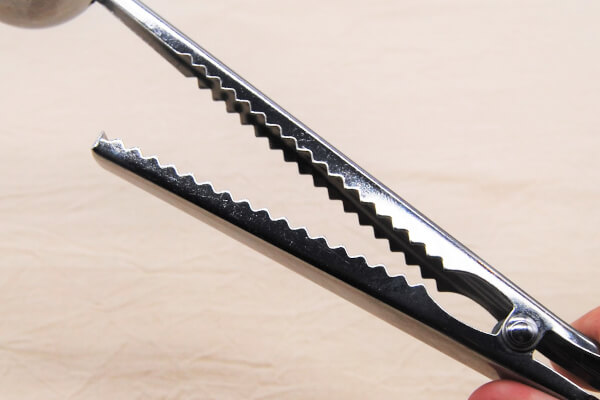 強力クリップに大変身!? ダイソーの「計量スプーン（クリップ付）」は2つの顔を持つユニークアイテム♪の画像5