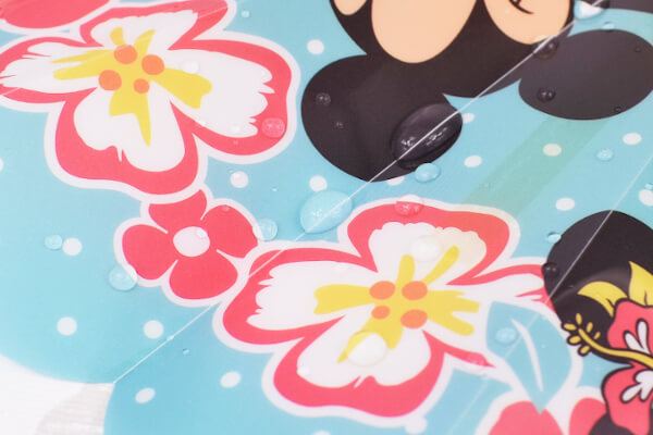 【100均ずぼらシュラン】ダイソー「水をはじく扇子（ミッキー、ミニー）」はチャーミングなイラストに心を掴まれる！の画像5