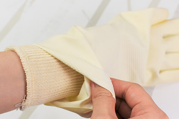 【100均ずぼらシュラン】ダイソー「下履き手袋」でゴム手袋が快適なつけ心地に！の画像5