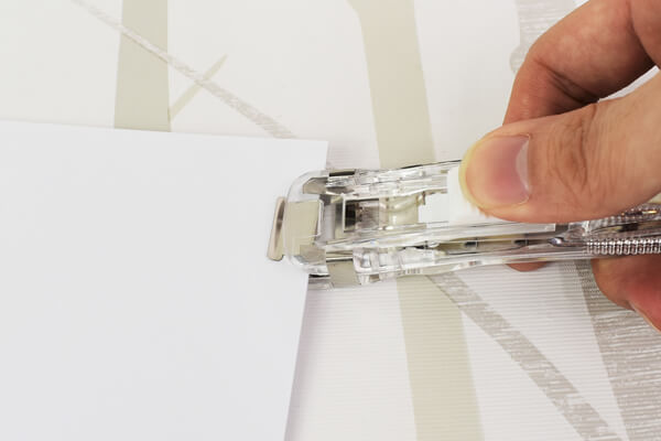 【100均ずぼらシュラン】ダイソー「クリップスライダー」ならワンタッチでスマートに書類整理！の画像5