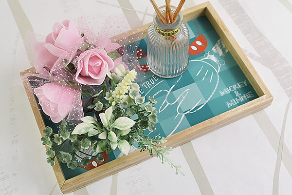 【100均ずぼらシュラン】ダイソー「木製インテリアトレー」を飾れば、部屋がカフェ風おしゃれ空間に!?の画像4