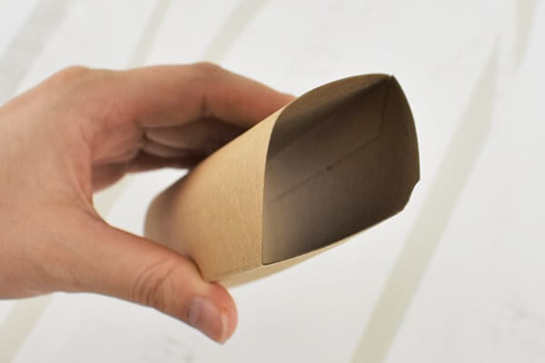 【100均ずぼらシュラン】セリア「ピローボックス クラフト」手作り感たっぷりでハンドメイドの贈り物にぴったり!?の画像4