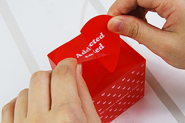 【100均ずぼらシュラン】セリア 「ハートクッキーボックス 2P レッド・ハート」組み立ていらずでキュートにラッピング！の画像4