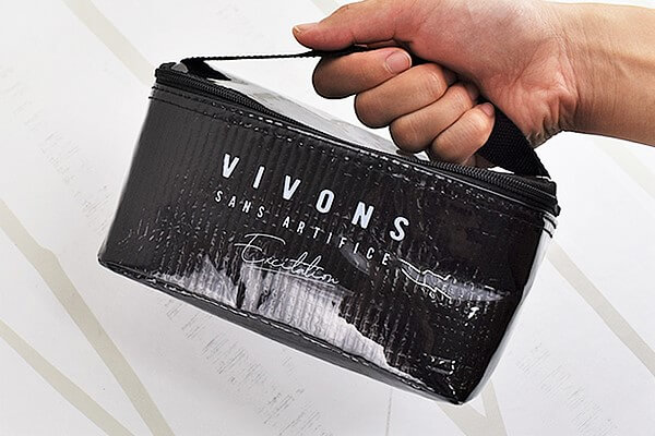 【100均ずぼらシュラン】セリア「PVCランチバニティケース ミルキーカラー」は化粧ポーチみたいで保冷温可能の画像5