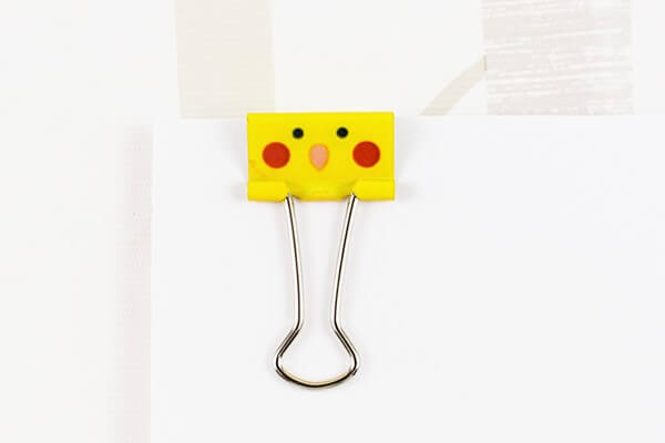 【100均ずぼらシュラン】セリア「カラーダブルクリップ 8P オカメインコ」書類整理に色違いのオカメインコが大活躍！の画像6