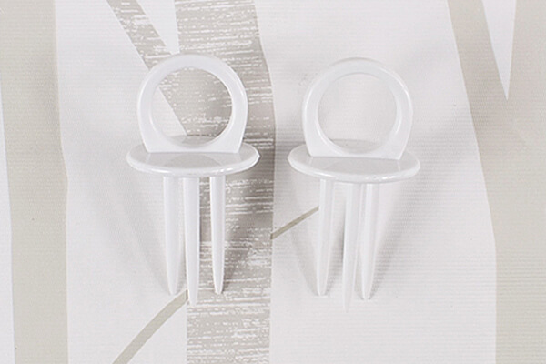 【100均ずぼらシュラン】セリア「野菜フレッシュキーパー」茎に刺せば野菜の成長速度を抑えるから長持ちの画像3