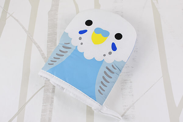 【100均ずぼらシュラン】セリア「ミニミトンバード」抜群のフィット感で持ちやすく、小鳥の瞳に癒やされるの画像1