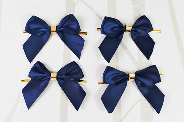 【100均ずぼらシュラン】セリア「ラッピングリボン 4P」無地の袋もエレガントなプレゼントにバージョンアップ！の画像3