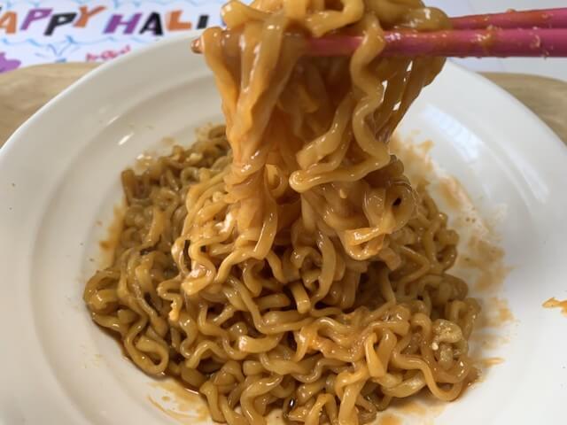 宮崎辛麺、プルダック炒め麺ほか「激辛ラーメン」6種、実食レビュー！　「チーズファンに超絶おすすめ」「辛さマックス」を発表の画像7