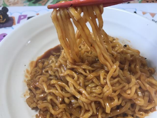 宮崎辛麺、プルダック炒め麺ほか「激辛ラーメン」6種、実食レビュー！　「チーズファンに超絶おすすめ」「辛さマックス」を発表の画像10