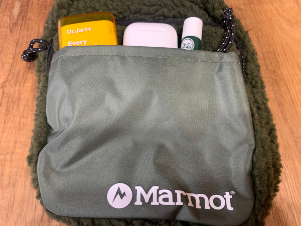 【付録レビュー】「MonoMax」12月号、コンパクトなのに大容量！　マーモットのフリースバッグが見た目以上に優秀【情報誌】の画像10