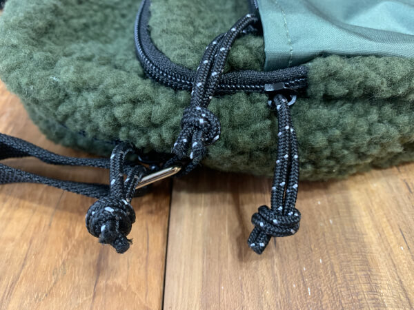 【付録レビュー】「MonoMax」12月号、コンパクトなのに大容量！　マーモットのフリースバッグが見た目以上に優秀【情報誌】の画像3