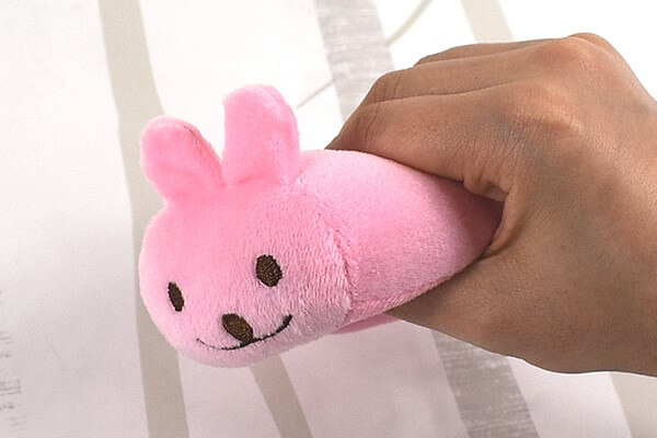 【ダイソーVSセリア】100均「ペット用おもちゃ」対決！　SNS映えする写真が撮れる!?の画像4