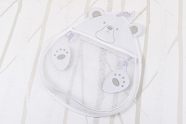 スリコ（3COINS）の「バスメッシュ収納」かわいいクマにお風呂場の小物を収納！ 強力な吸盤でしっかり貼りつくの画像1