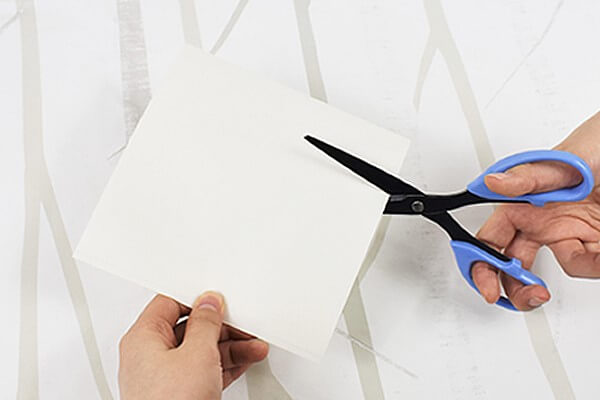 【ダイソーVSセリア】100均「ウイルス対策グッズ」対決！　メガネ型シールドと抗菌シート、どっちが有効？の画像7