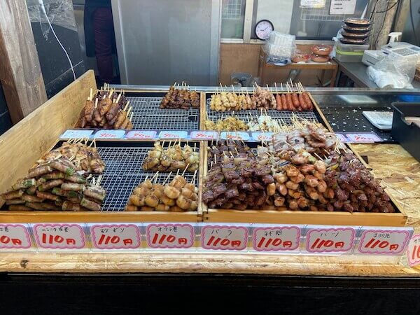 焼き鳥も1本単位で購入できます