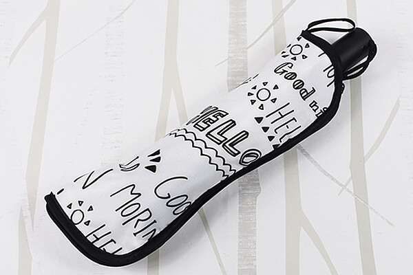 【ダイソーVSセリア】100均「折りたたみ傘グッズ」対決！　折りたたみ傘のストレスにさよなら!?の画像4