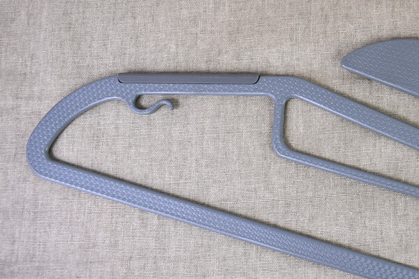 スリコ（3COINS）の「伸び防止ハンガー」なら、首元がヨレヨレの悲しいあるあるを解消！の画像5